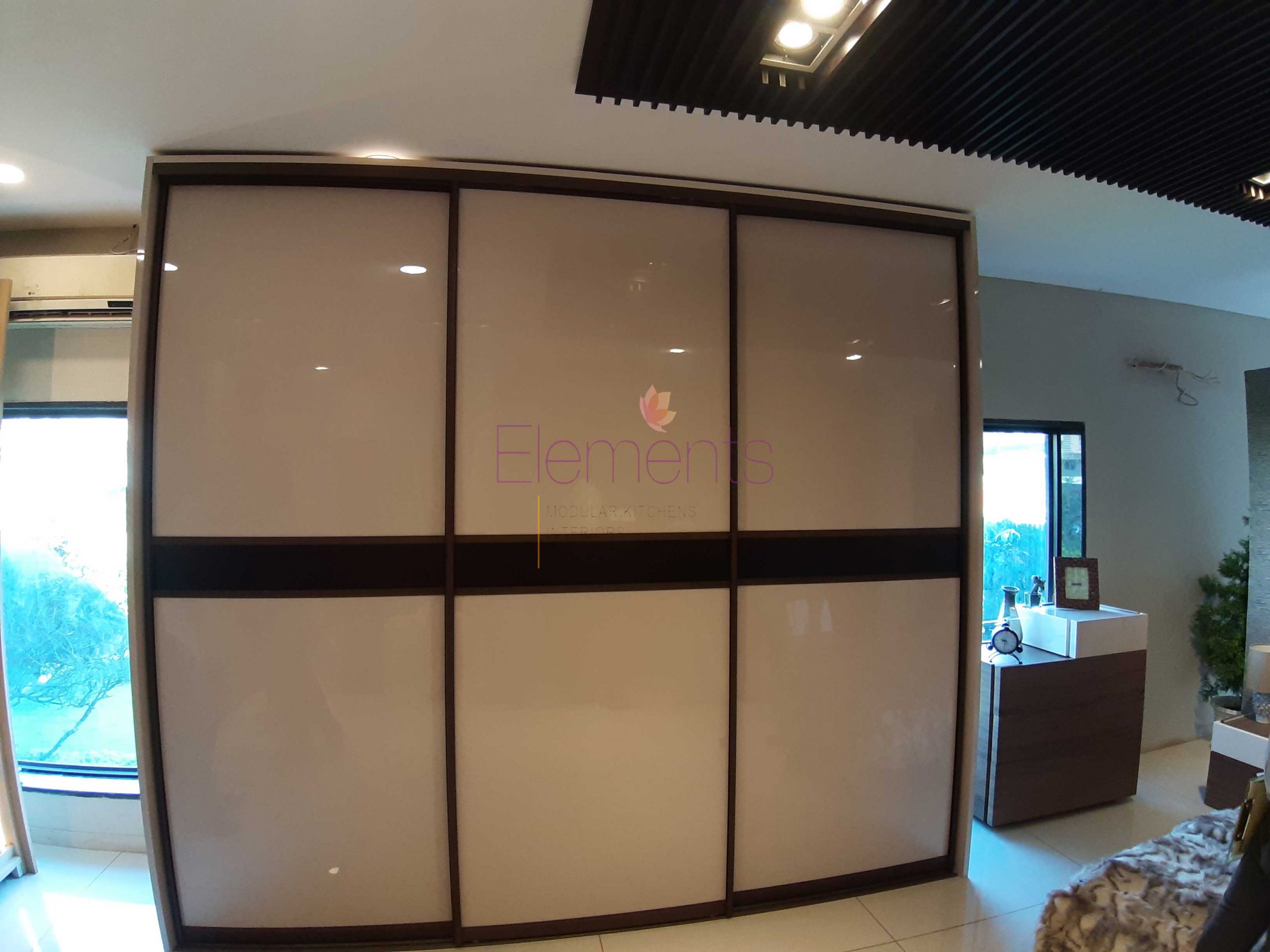 Sliding Wardrobe Designs that are Perfect for your Home | Elements